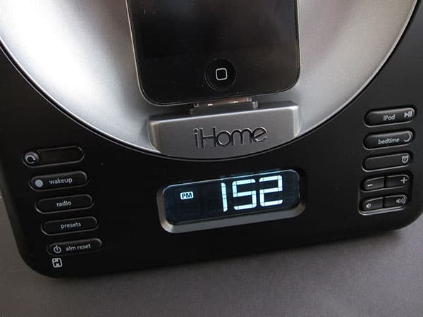 리뷰: iHome iA63 앱 강화 스테레오 알람 시계 라디오