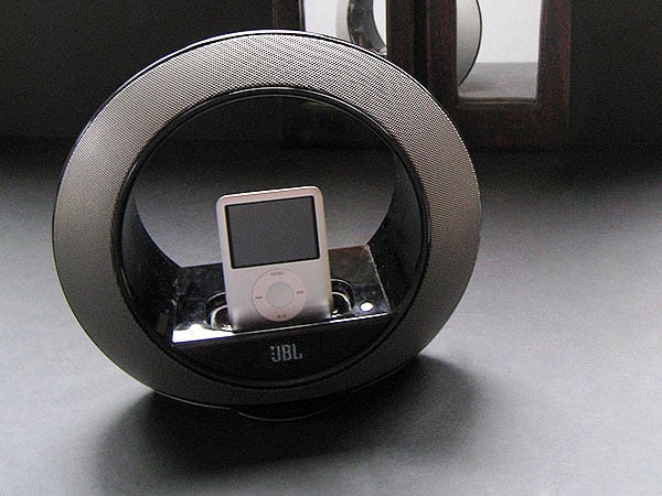 iDesign: Die Kunst von JBLs iPod-Lautsprechern