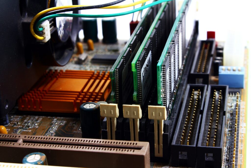 DDR3 против DDR4 ОЗУ