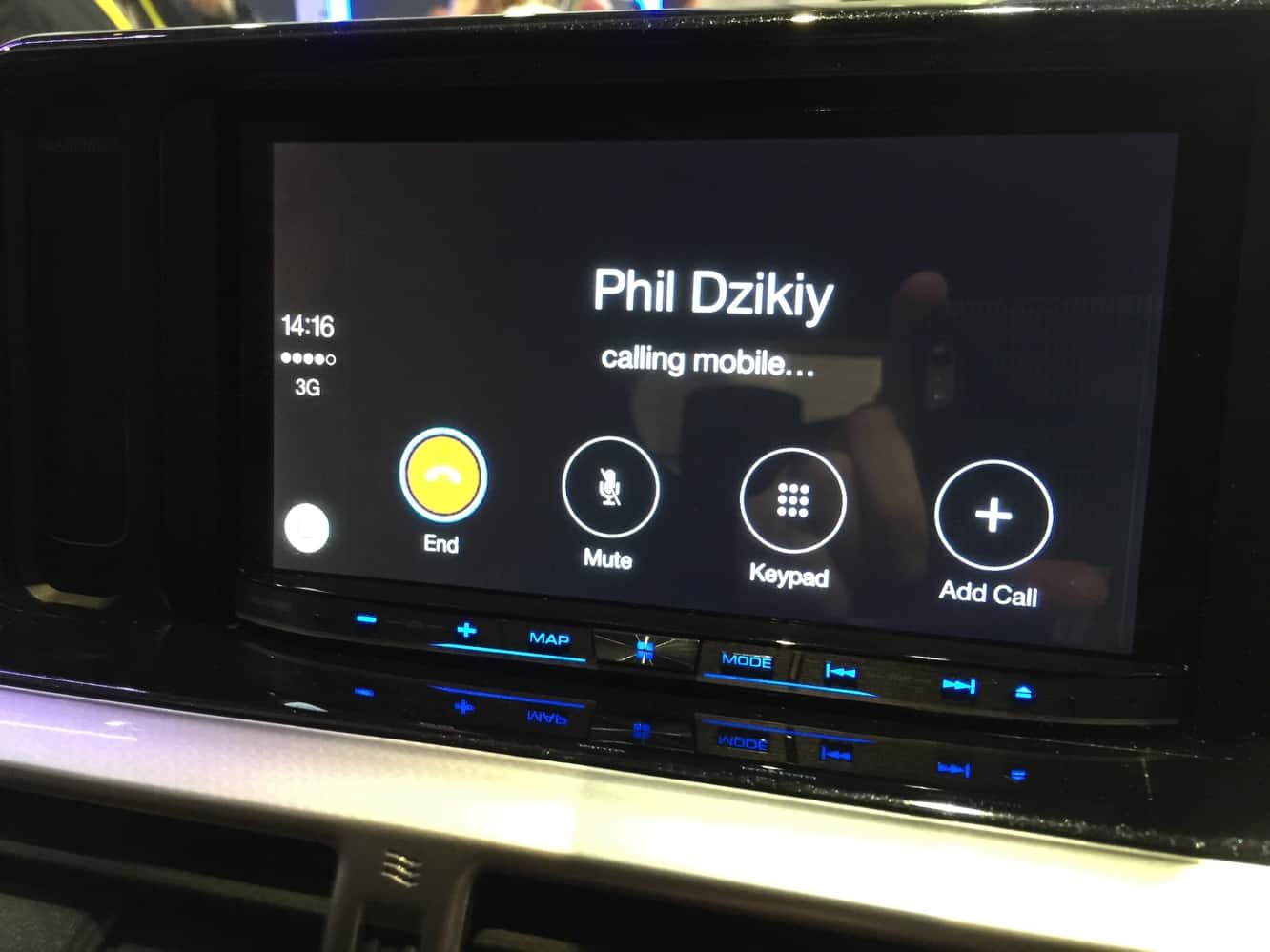 CES 2015에서 CarPlay 체험하기