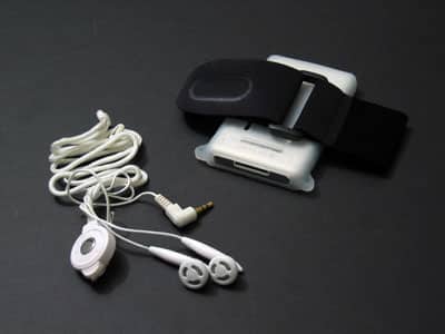 2005年末のファーストルック: カプセル、eVo 3、iFace、ソフトアーマー、SoundUp、Tetran、Bluetoothなど!