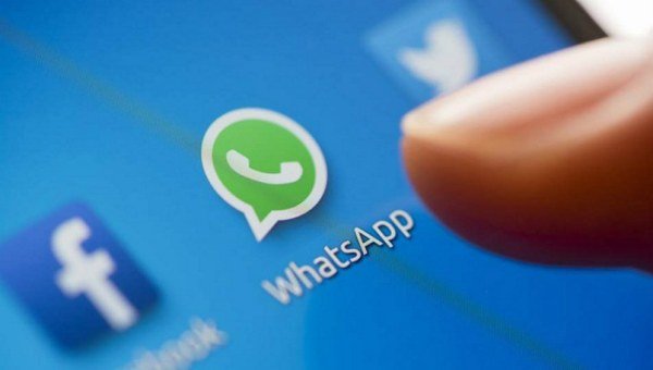 Desativar Tiques Azuis e usar versão mais antiga do WhatsApp