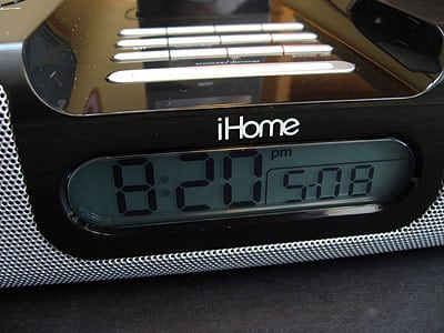 Revisión: iHome iH8 Radio Despertador de Doble Alarma para tu iPod