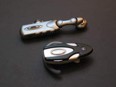 Óculos Bluetooth Oakley RAZRWIRE, analisados
