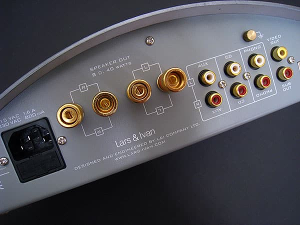 Critique : Amplificateur hybride Lars & Ivan + Enceintes BoBo, Cube S