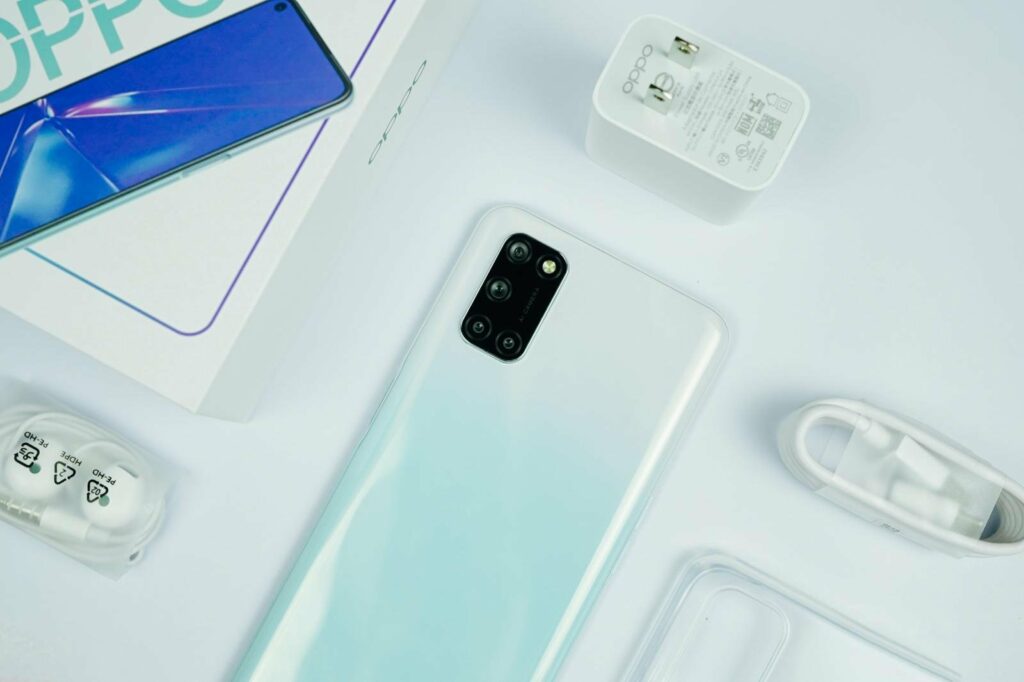 Oppo A52