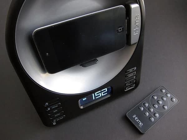 리뷰: iHome iA63 앱 강화 스테레오 알람 시계 라디오