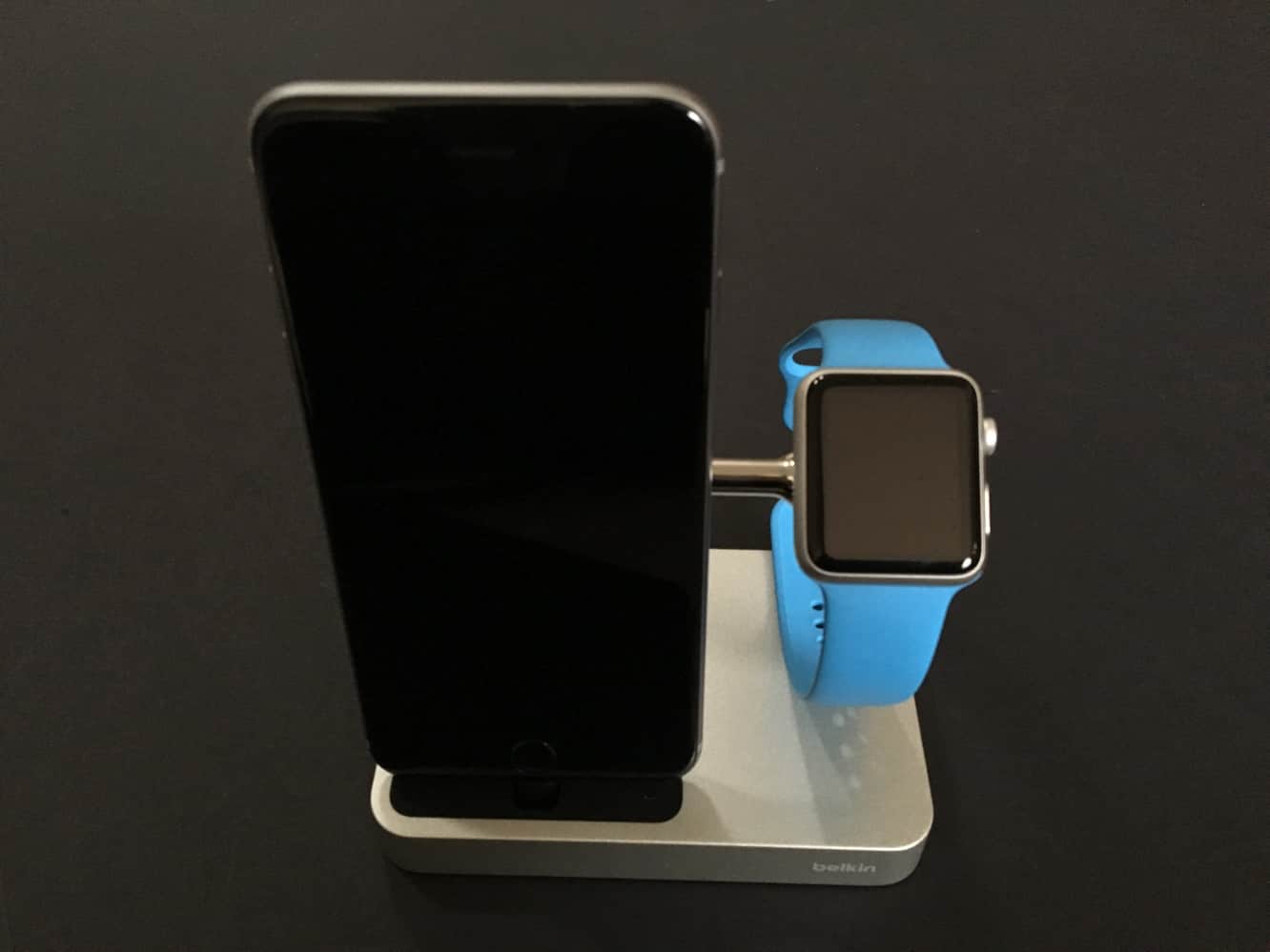 Recensione: Belkin Charge Dock per Apple Watch + iPhone