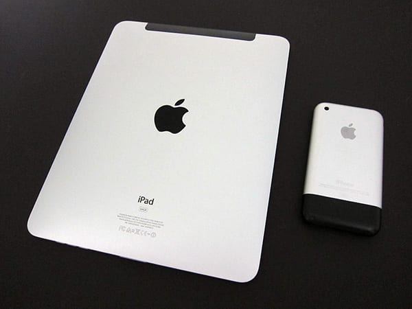 리뷰: Wi-Fi + 3G가 탑재된 Apple iPad (16GB/32GB/64GB)