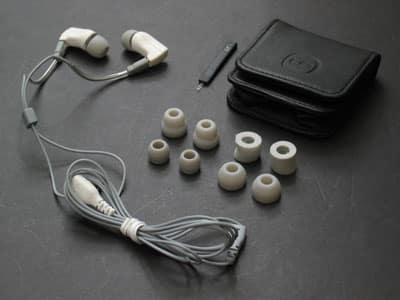 ファーストルック: Tunewear/Speck nano, On Stage II, UE5EB/3S, Aneta Genova, Contour & More