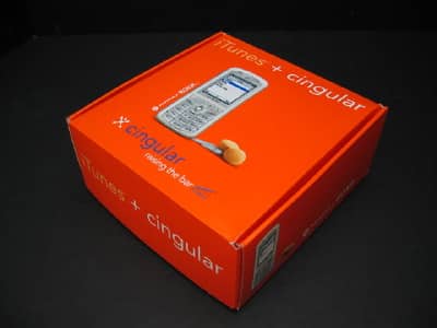 Critique : Téléphone mobile Motorola ROKR E1 iTunes