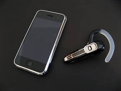 Обзор: Bluetooth-гарнитура Plantronics Voyager 520
