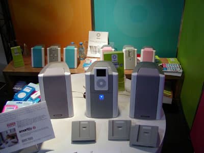 ロンドンのMacExpo 2005からのライブ