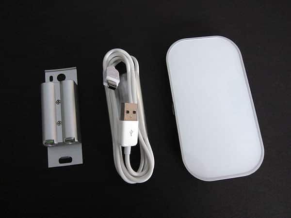 Le chargeur magique de Mobee rend la souris magique d'Apple complète (pour un prix)