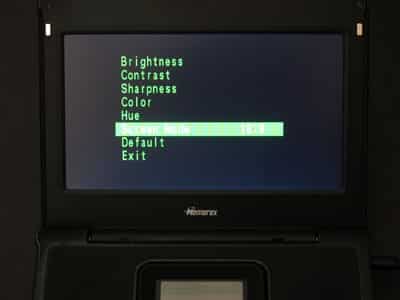 Обзор: Портативный видеоплеер Memorex iFlip 8.4” для iPod