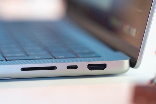 Mac con slot per schede SD
