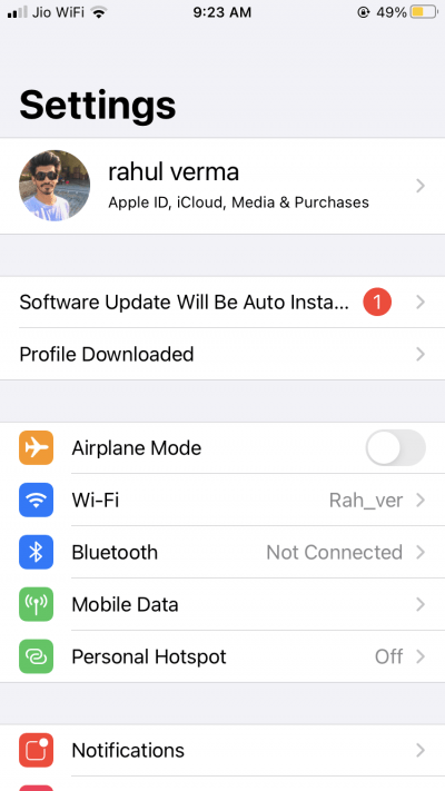 Sobald das Profil heruntergeladen ist, wird es in Ihrer iPhone Einstellungen-App gespeichert