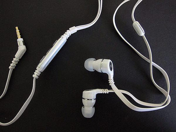Обзор: Наушники-вкладыши Scosche Realm IEM856m