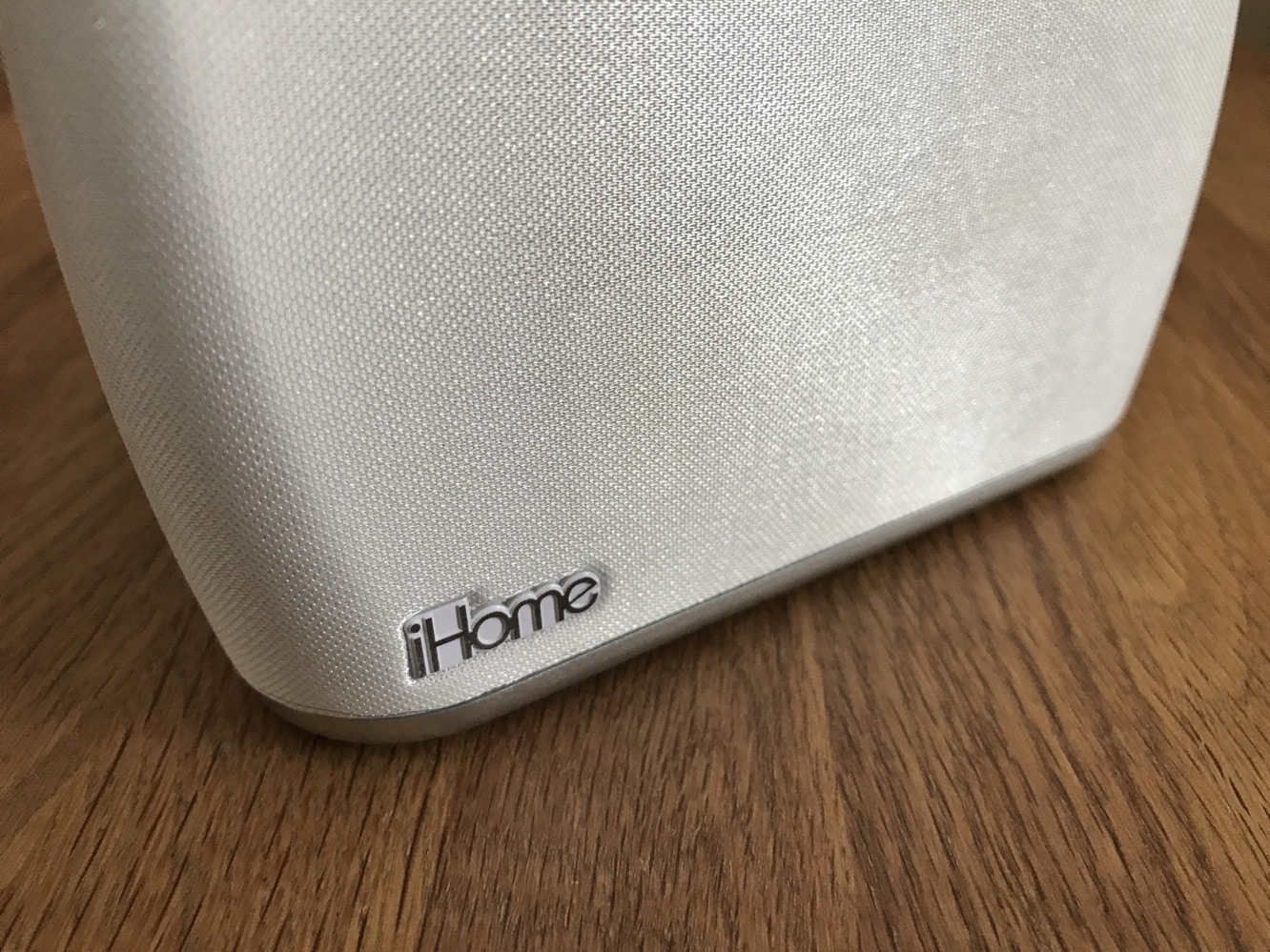 Überprüfung: iHome iZBT10 Zenergy Nachttisch Schlaftherapie Lautsprecher