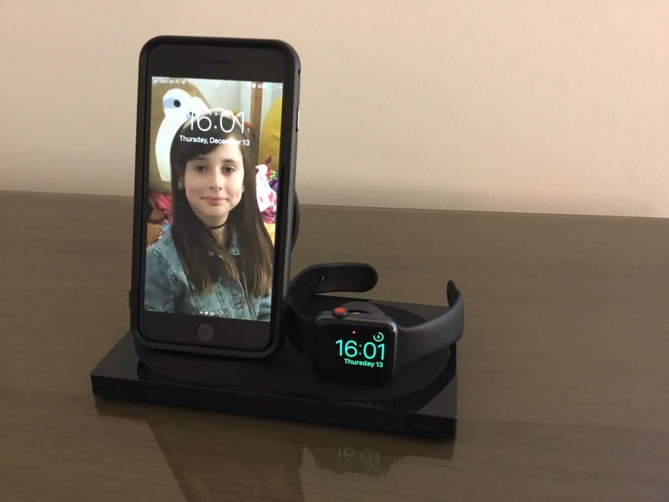 Revisión: Base de Carga Inalámbrica Edición Especial de Belkin para iPhone + Apple Watch