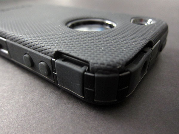 Recensione: Custodia OtterBox Defender Series per iPhone 4/4S