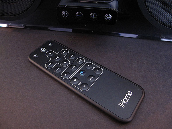 Recensione: iHome iP1 Studio Series Speakers per iPod + iPhone