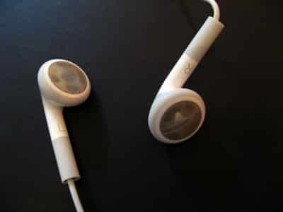Обзор: стереогарнитура Apple iPhone