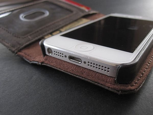 Revisão: Twelve South BookBook para iPhone 5