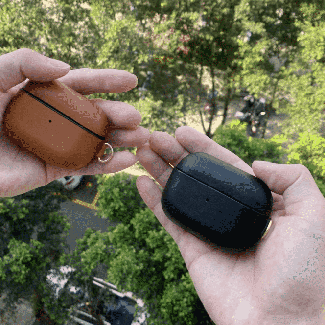 Questa è una custodia in pelle vera per AirPods Pro.