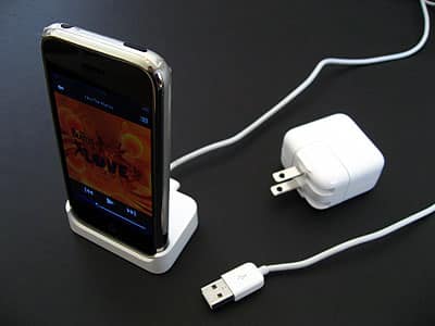 Recensione: Dock per iPhone Apple
