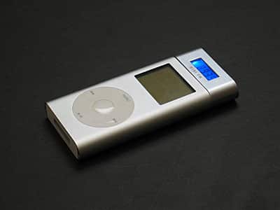 Recensione: DLO mini fm FM Radio e Amplificatore per Cuffie per iPod mini