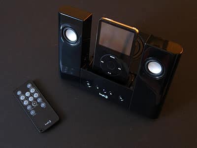 Recensione: Logic3 i-Station7 Docking Station per iPod con Telecomando