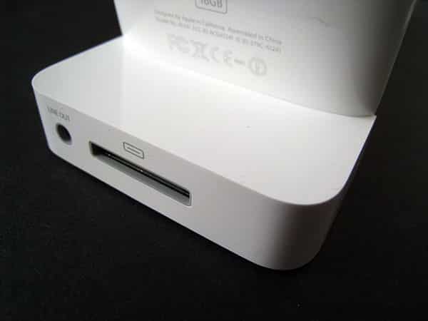 Обзор: Док-станция Apple iPhone 3G