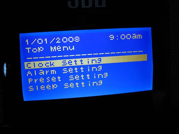 Обзор: JBL On Time 400iHD HD/AM/FM док-станция для iPod