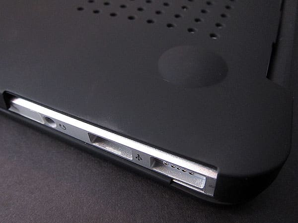 Le Feather di Incipio sfidano le SeeThru Satin di Speck per la protezione del MacBook Air 11”