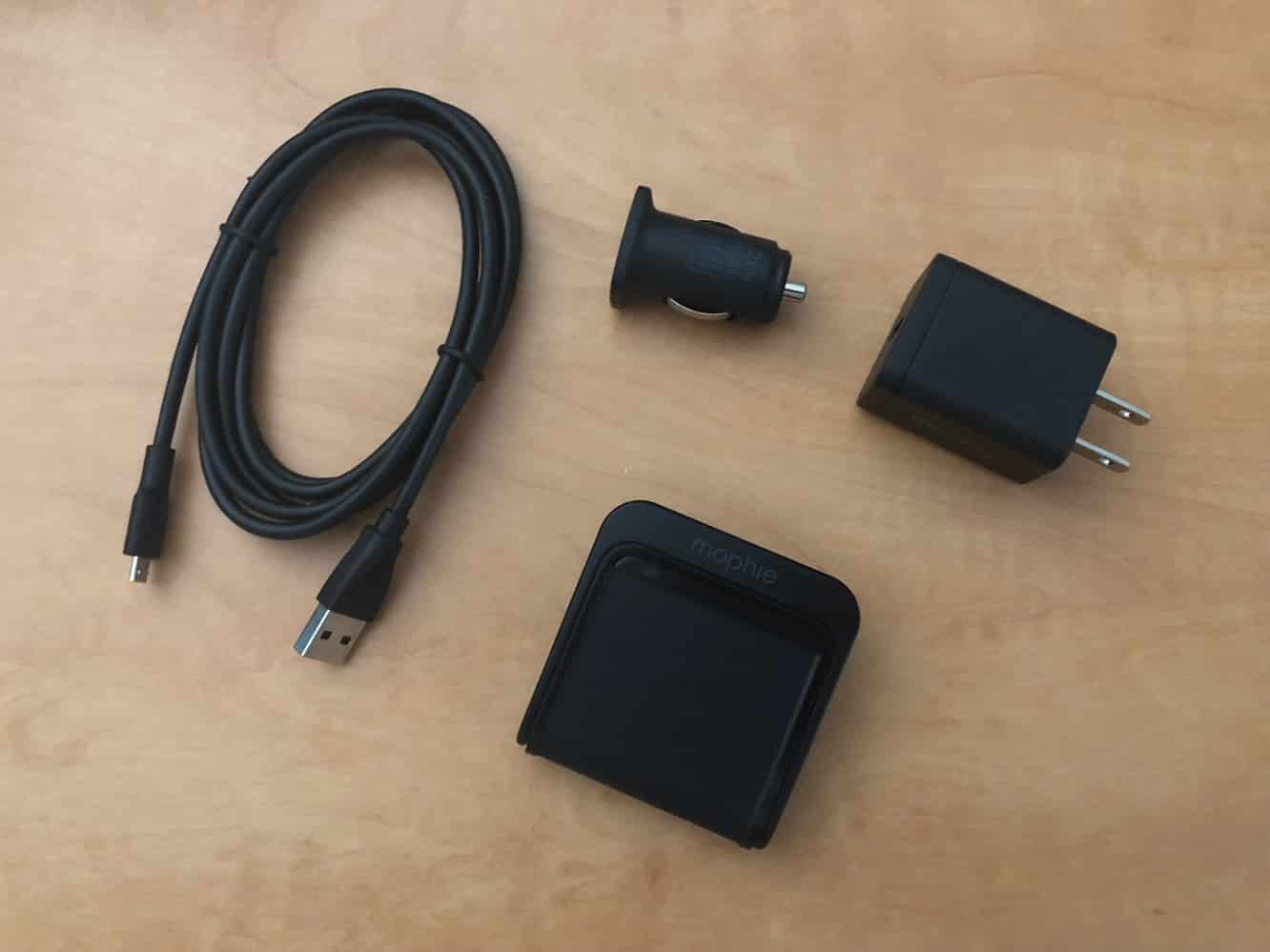Recensione: Mophie Charge Stream Travel Kit con Charge Stream Pad Mini