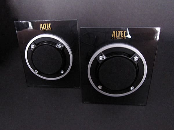 Sobre o Altec Lansing’s Expressionist Bass + Classic