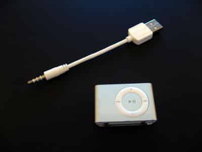 Critique : Dock USB Flexible Carrot Idea pour iPod shuffle de 2ème génération