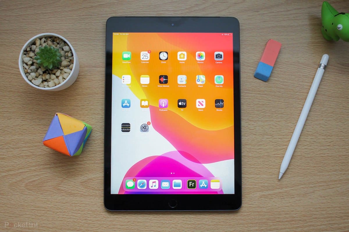 새로운 $329 iPad (10.2″)를 구매해야 할까요?