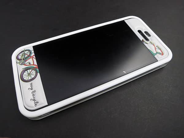 Revisão: id America Cushi Plus para iPhone 5