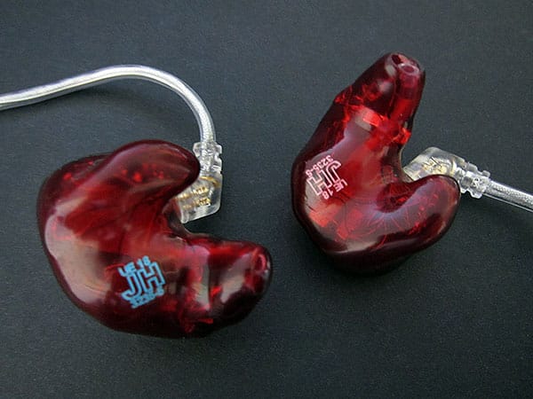 レビュー: Ultimate Ears UE 18 Pro カスタムモニター