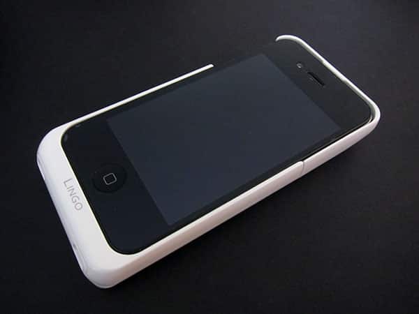 첫 번째 살펴보기: Lingo iRis 배터리 팩 + iPhone 4용 FM/DAB 수신기