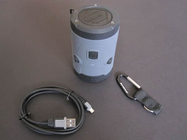 Обзор: Bluetooth-колонка Scosche boomBOTTLE H2O
