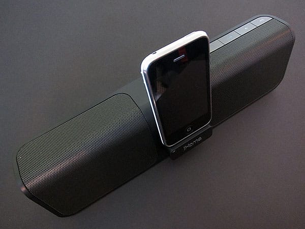 Обзор: Портативная аккумуляторная колонка iHome iP46 для iPhone + iPod