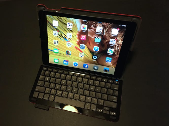 レビュー: iPad Air用Logitech Type+ケースとキーボード
