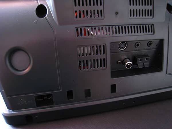 Recensione: Sistema Radio Digitale HD Docking Jensen JiMS-525i per iPod e iPhone