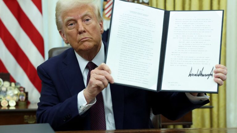 El presidente de EE. UU. Donald Trump mantiene su compromiso con las criptomonedas