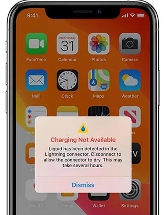 Liquido rilevato nel connettore Lightning