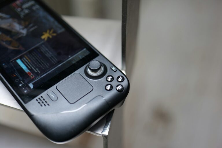Windows Gaming Handheld