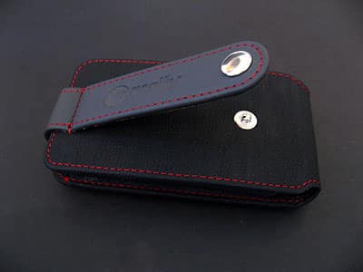 Critique : Macally mPouch Étui en Cuir Protecteur et Support pour iPhone
